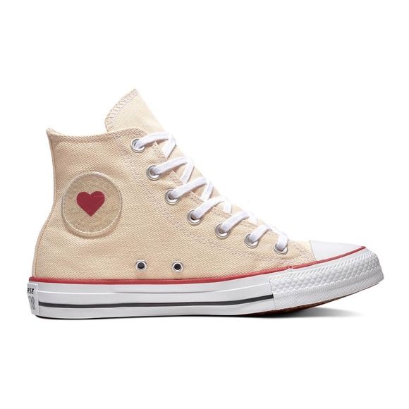 denim love converse